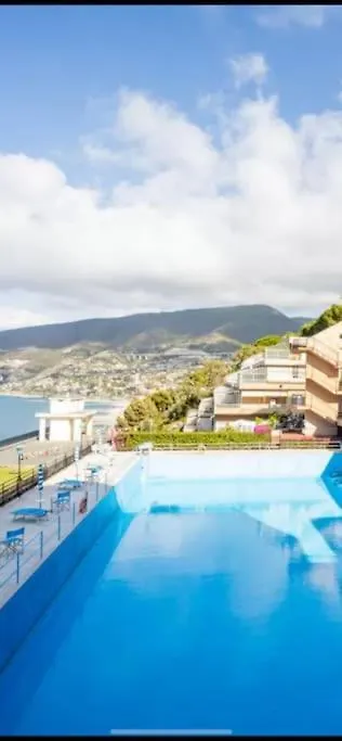 אוספדלטי Vue Mer Exceptionnelle Residence Patrizia איטליה